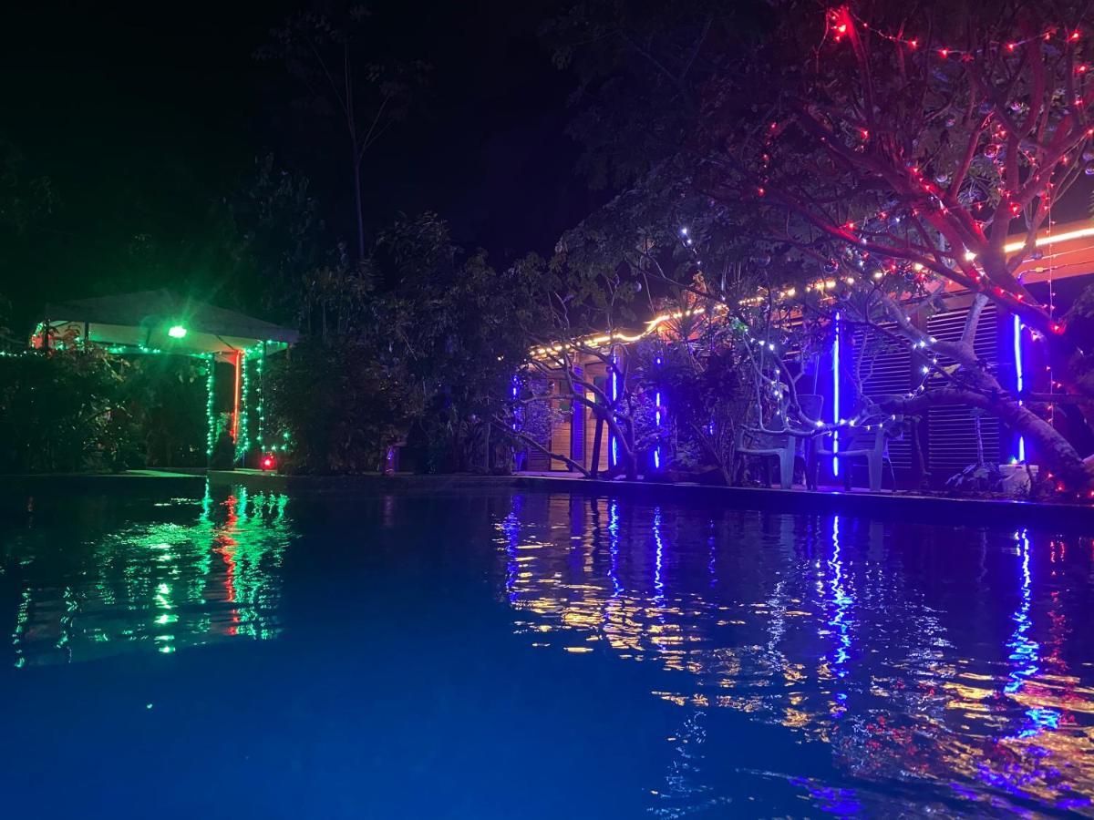 Taman Indah Resort Tamanredjo Eksteriør bilde