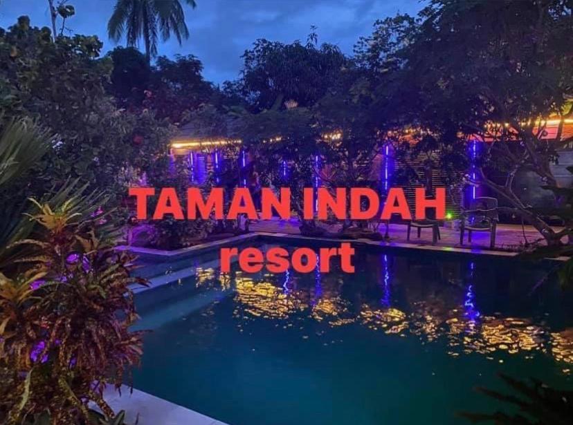 Taman Indah Resort Tamanredjo Eksteriør bilde