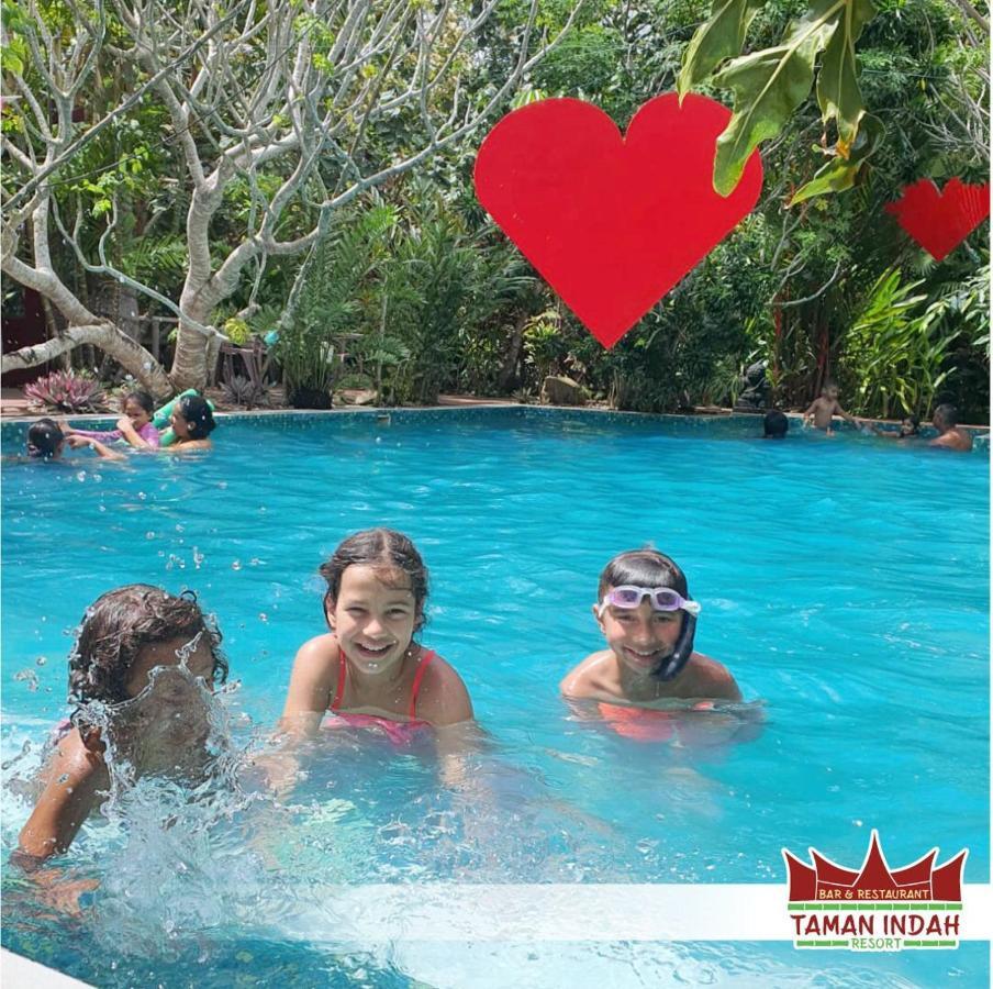 Taman Indah Resort Tamanredjo Eksteriør bilde