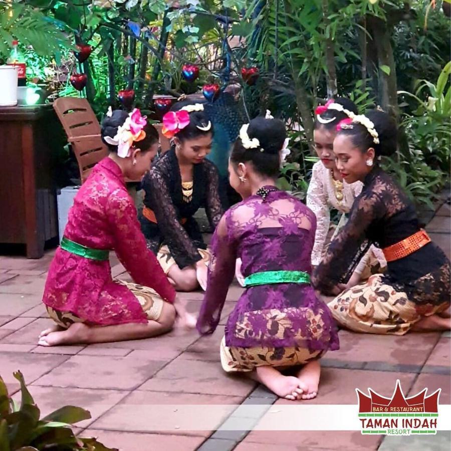 Taman Indah Resort Tamanredjo Eksteriør bilde