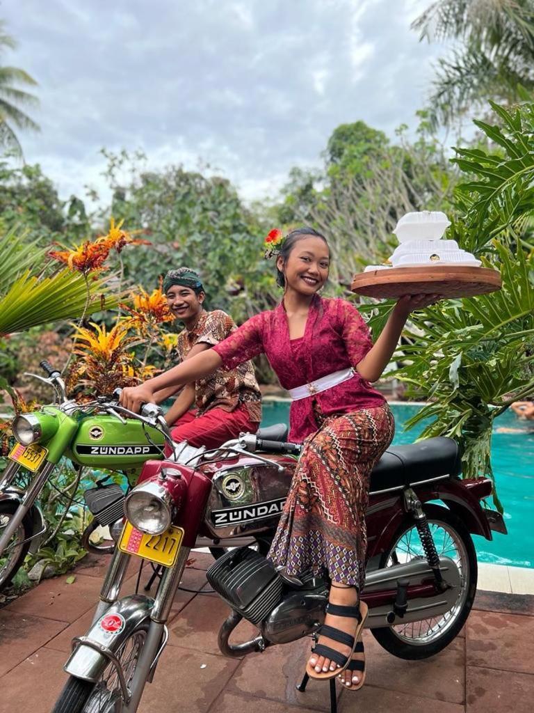 Taman Indah Resort Tamanredjo Eksteriør bilde